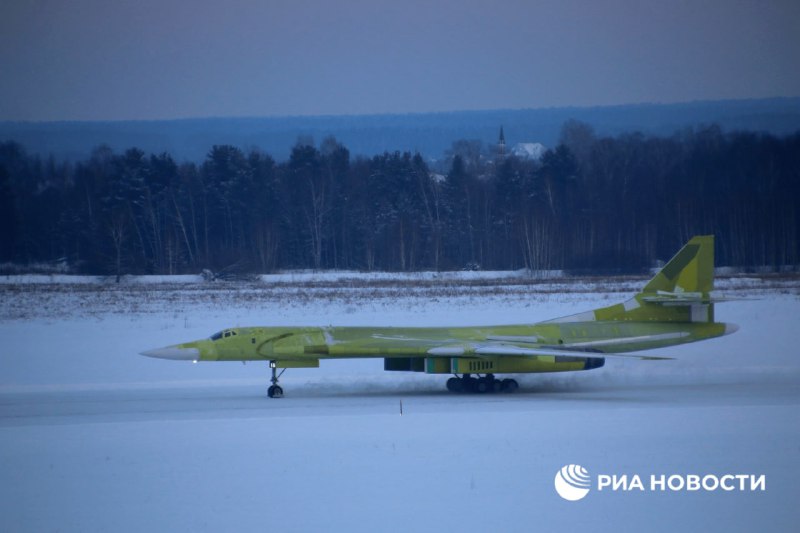 First flight of Russian strategic bomber Tu-160M(refurbished)