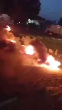 Protesters barricade Airport Road, one of the major thoroughfares in Khartoum, after the killing of 7 people by SudanCoup forces during today's demonstrations in the city. Calls being made for SudanCivilDisobedience