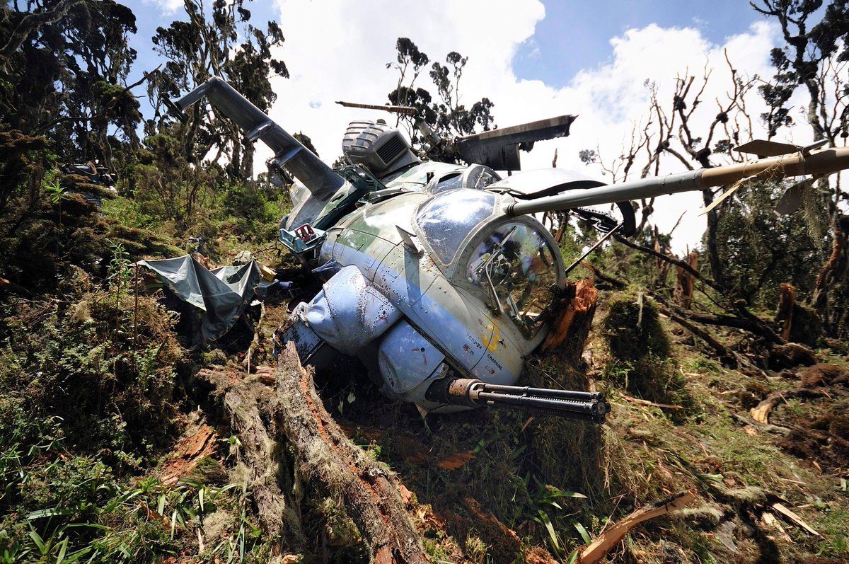 A helicopter plane crashed into an AU military base housing Burundian soldiers in Somalia's Middle Shabelle region Yesterday. The incident took place at Biyo Adde military base, causing significant damage when a fire broke out in parts of the outpost