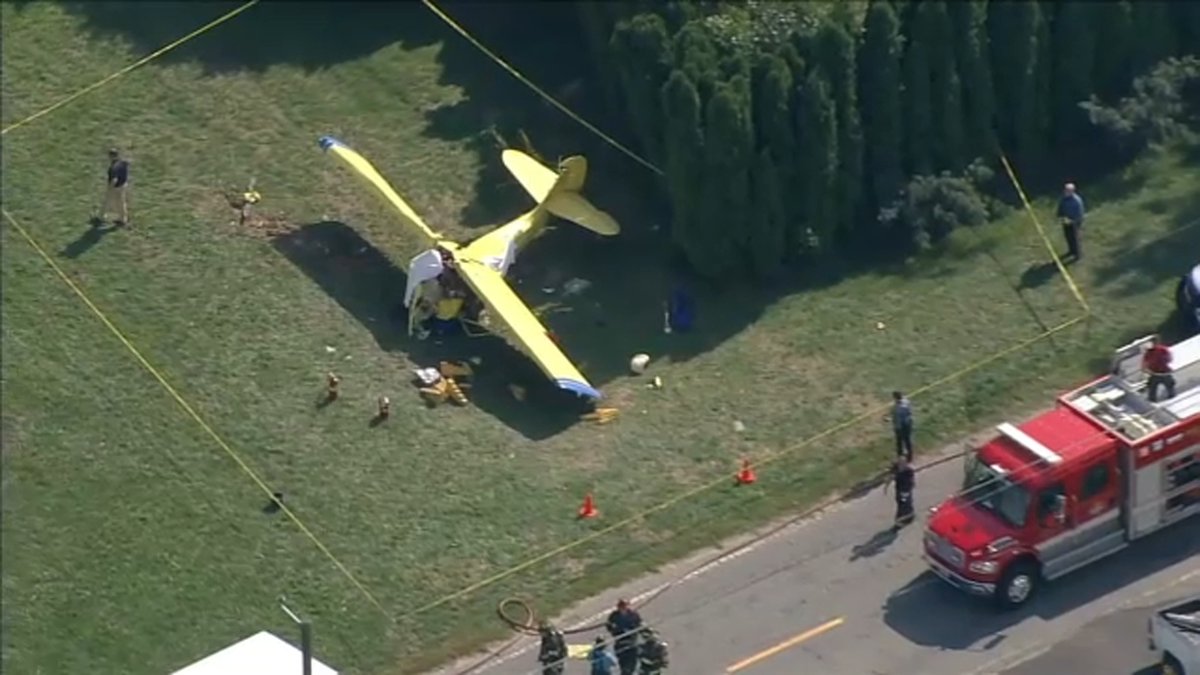 2 dead after plane crashes in New Jersey residential neighborhood