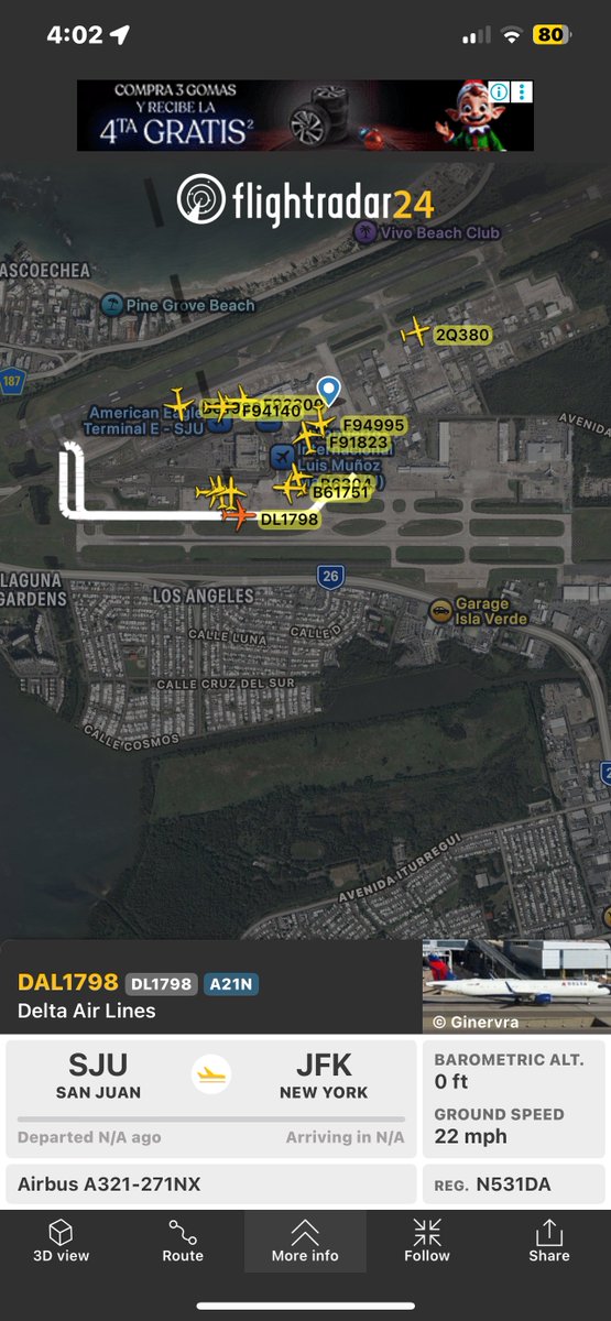 Les vols à l'aéroport international Luis Muñoz Marín (@AeropuertoSJU) sont actuellement suspendus sur ordre de la tour de contrôle ; le vol Delta 1798, qui attendait de décoller pour New York, est retourné à la porte d'embarquement.
