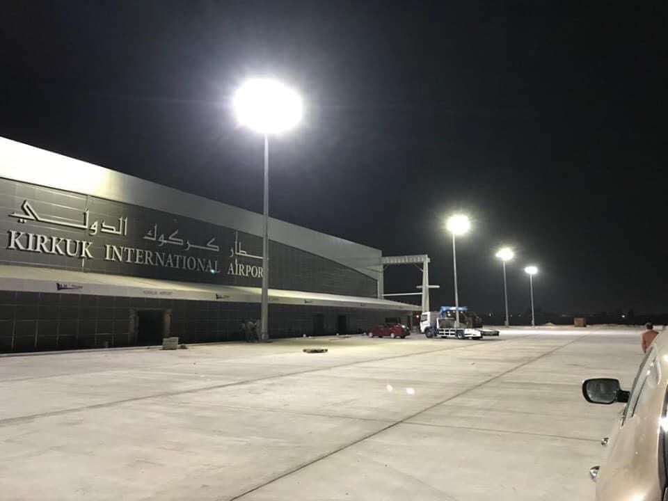 La administración del aeropuerto de Kirkuk ha anunciado la cancelación de todos los vuelos programados para hoy tras los ataques aéreos conjuntos de Estados Unidos e Israel contra Irán.