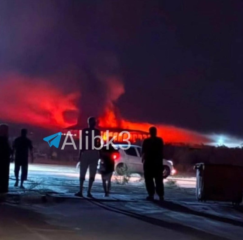 Following the American attacks on Omidiyeh Airport in Khuzestan, an aircraft hangar caught fire.