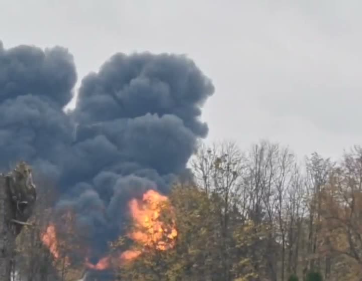 Russian Su-30SM fihgter jet has crashed in Kaliningrad region. Pilots reportedly injured